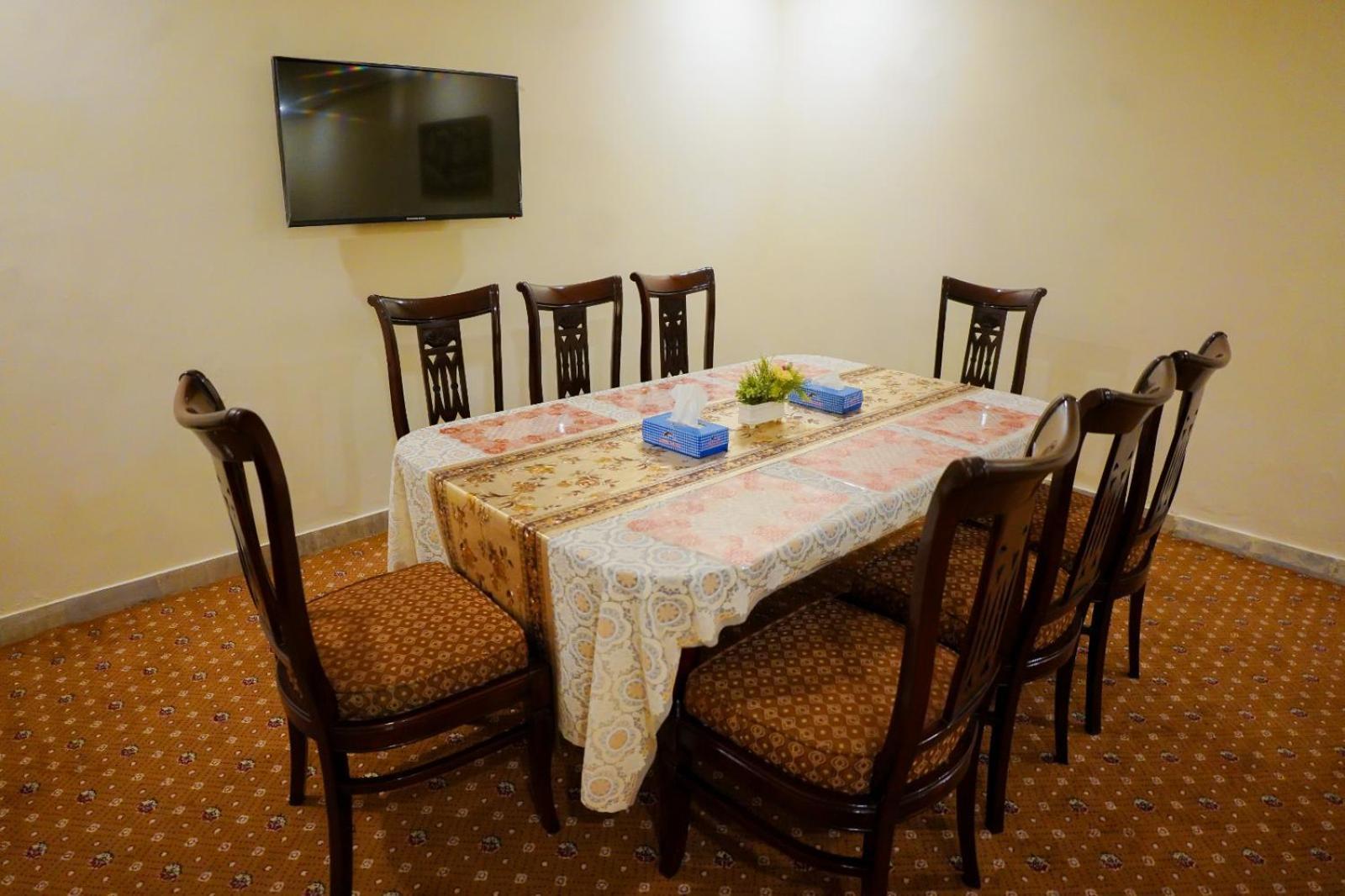 Indus Hotel Hyderabad Eksteriør bilde