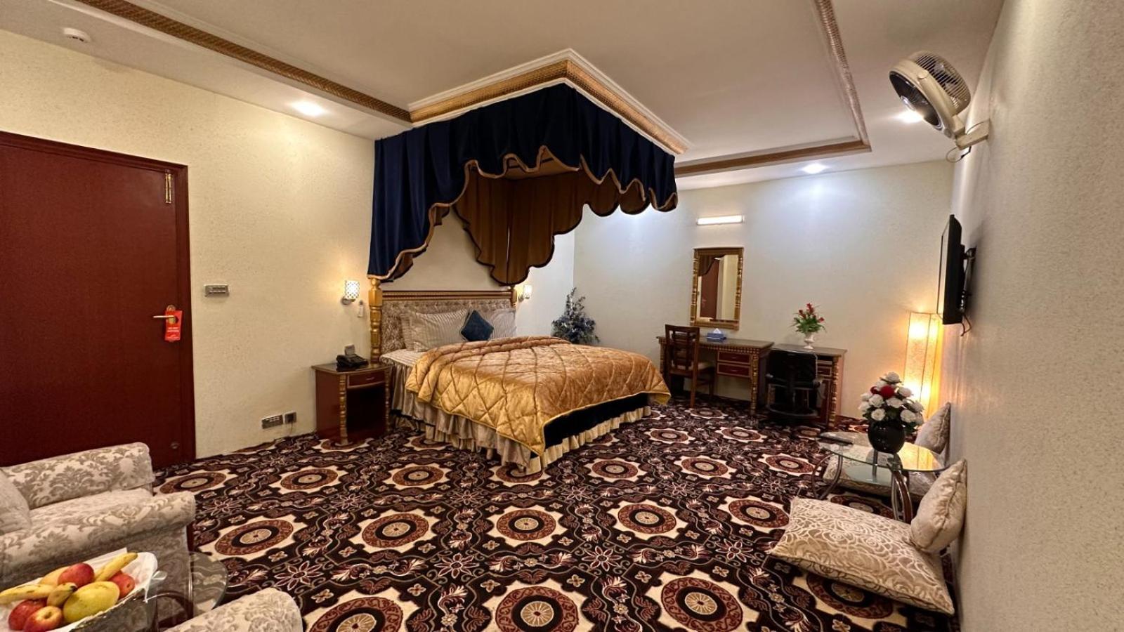 Indus Hotel Hyderabad Eksteriør bilde