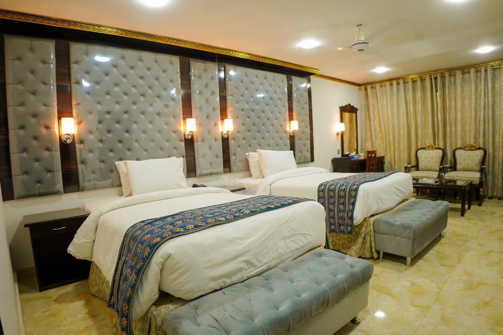 Indus Hotel Hyderabad Eksteriør bilde