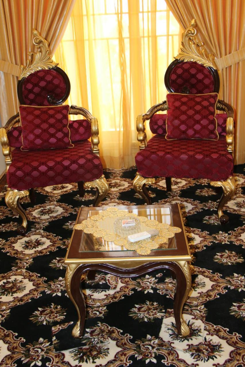 Indus Hotel Hyderabad Eksteriør bilde